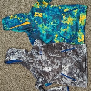 Two gently used Under Armour youth small sweatshirt